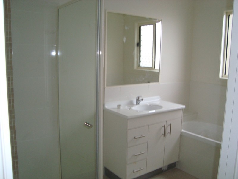 14 Chalmers Place, North Ipswich QLD 4305