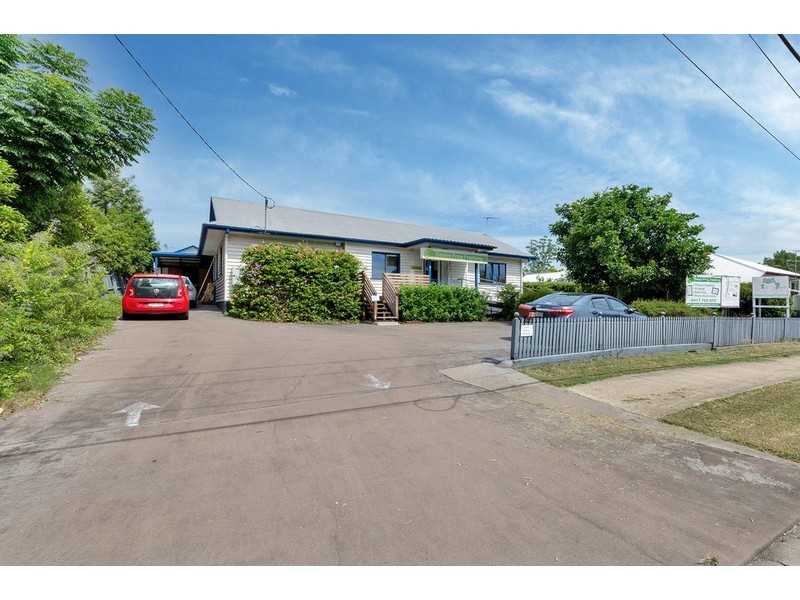 3 Hamilton Street, Booval QLD 4304