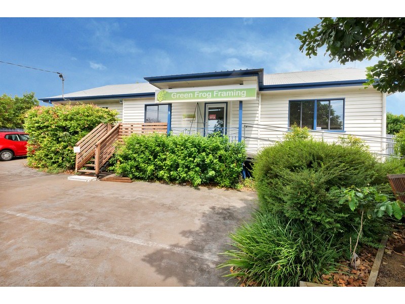 3 Hamilton Street, Booval QLD 4304