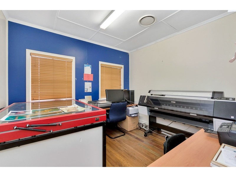 3 Hamilton Street, Booval QLD 4304