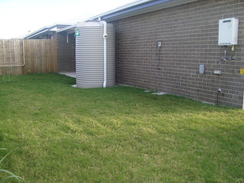 44 Wattle Crescent, Raceview QLD 4305