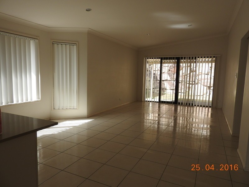 48 Storr Circuit, Goodna QLD 4300
