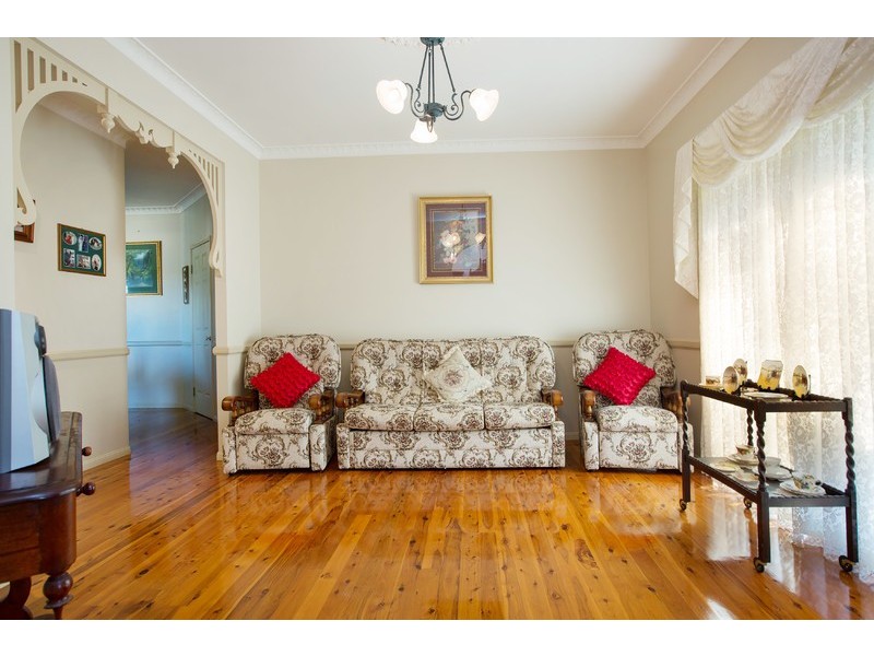 8 Willowdowns Drive, Karalee QLD 4306