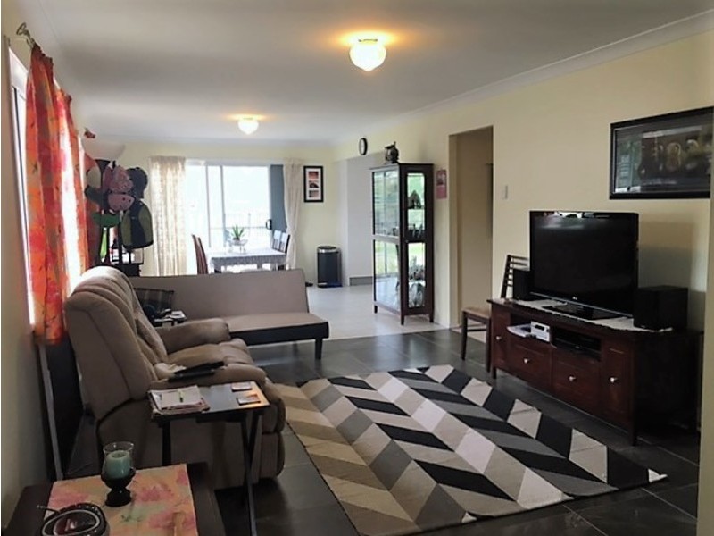 25 Bottomley Street, Brassall QLD 4305