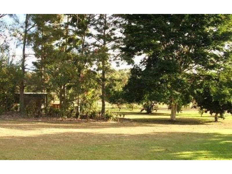 37-39 Islandview Street, Barellan Point QLD 4306