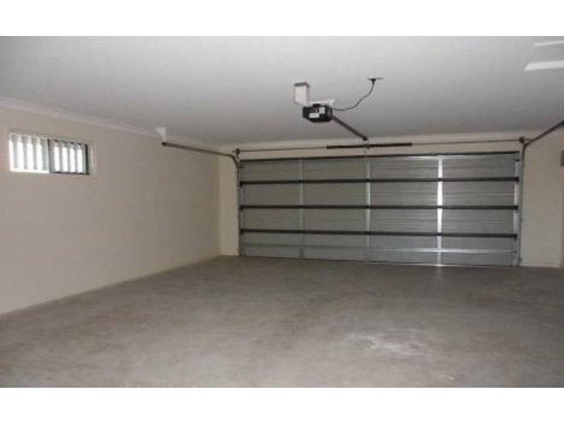 3 Iris Court, Yamanto QLD 4305