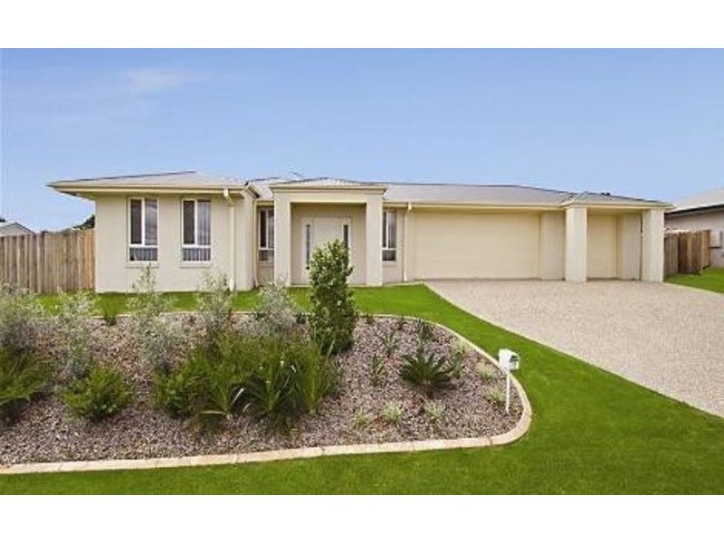12 Iris Court, Yamanto QLD 4305