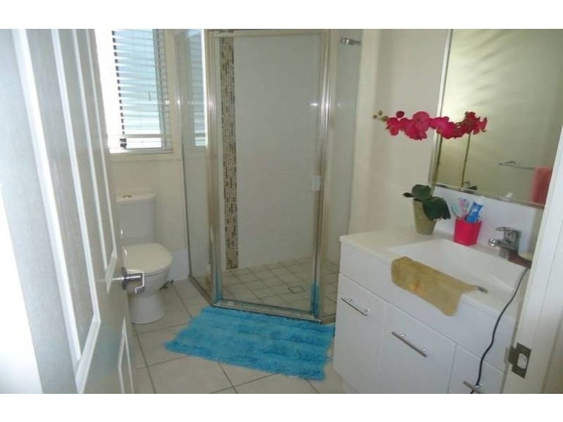 16 Kerton Street, Brassall QLD 4305