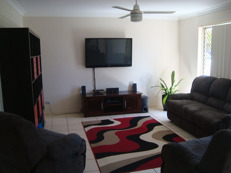 5 Deiter Court, Edens Landing QLD 4207