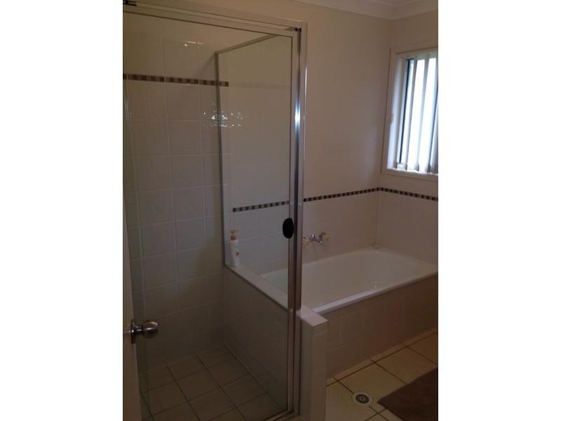 5 Deiter Court, Edens Landing QLD 4207