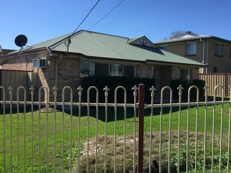 68 Reif Street, Flinders View QLD 4305