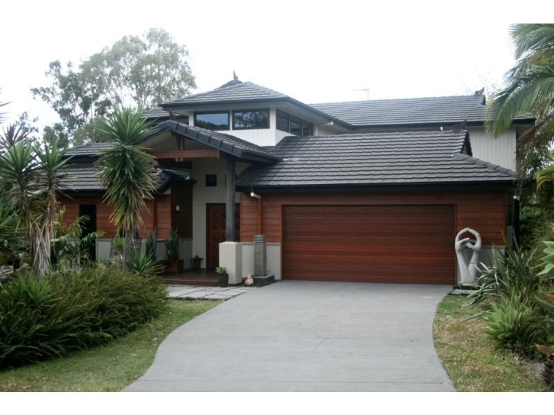 25 Earle Court, Tallai QLD 4213
