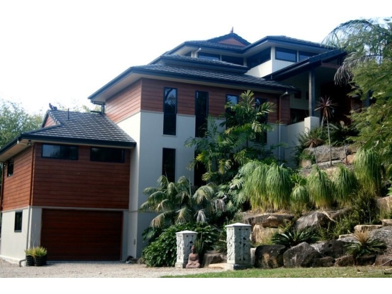 25 Earle Court, Tallai QLD 4213