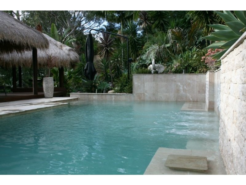 25 Earle Court, Tallai QLD 4213