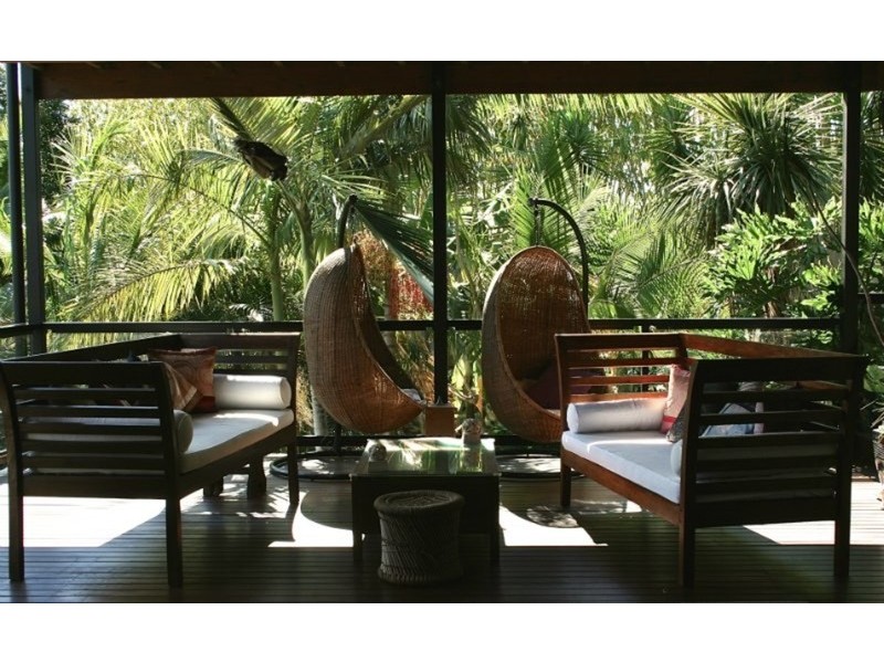 25 Earle Court, Tallai QLD 4213