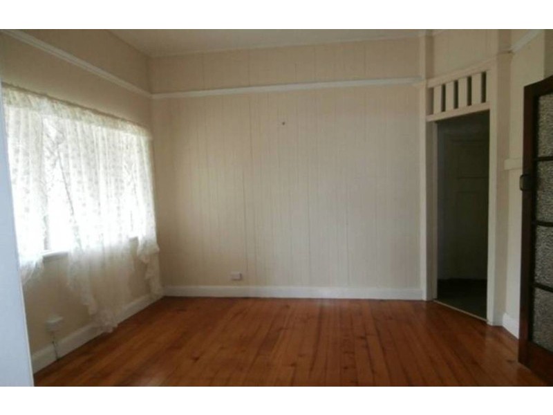 20 Whitehill Road, Newtown QLD 4305