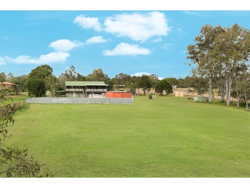 30 Kirk Street, Bundamba QLD 4304