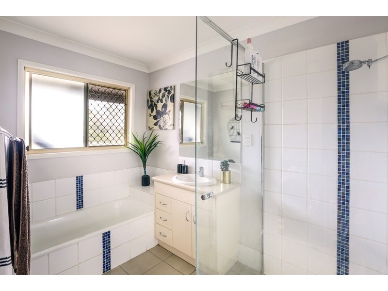 30 Kirk Street, Bundamba QLD 4304