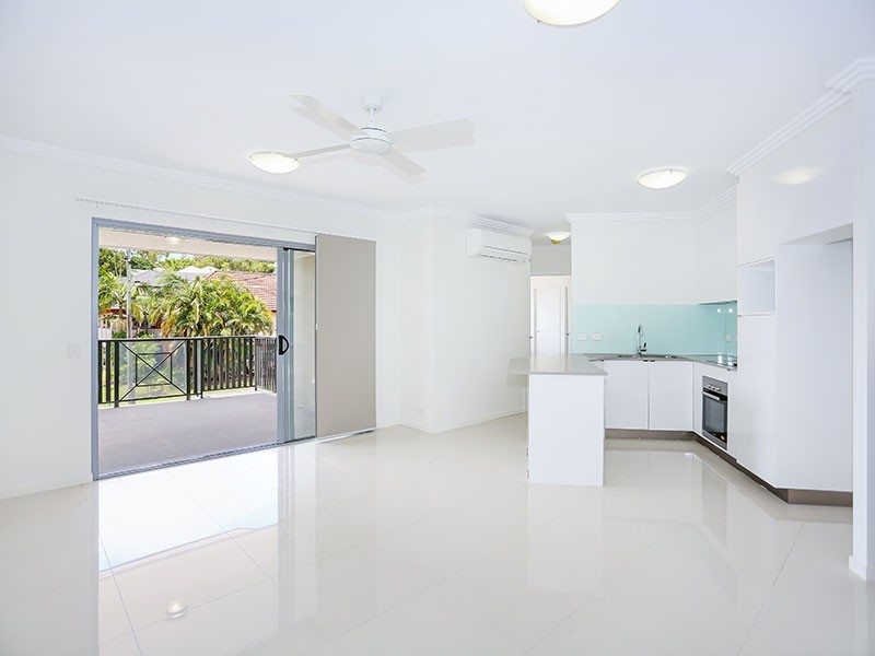 2/175 Abuklea Street, Newmarket QLD 4051