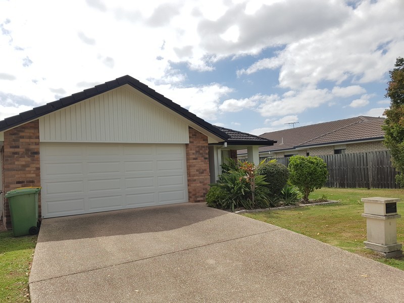 6 Williamson Place, Redbank Plains QLD 4301