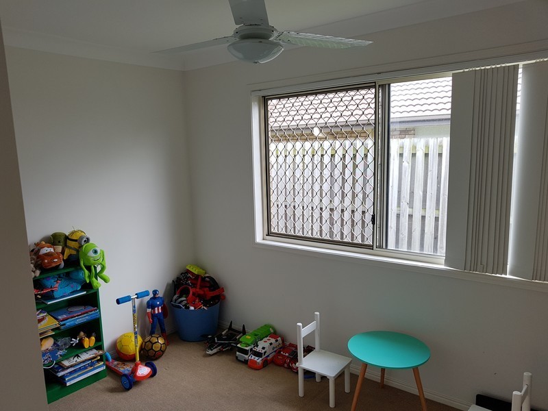 6 Williamson Place, Redbank Plains QLD 4301