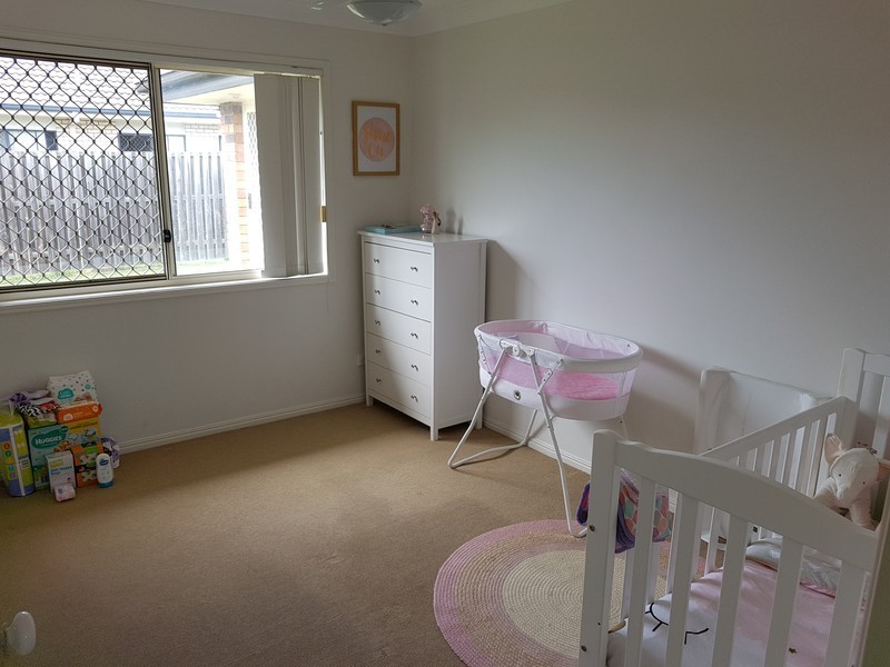 6 Williamson Place, Redbank Plains QLD 4301