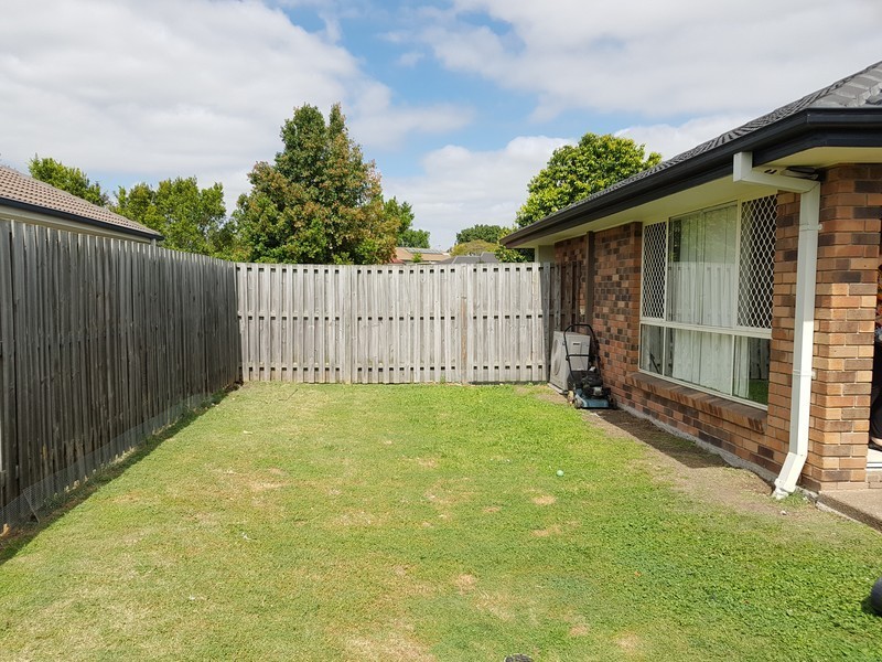 6 Williamson Place, Redbank Plains QLD 4301