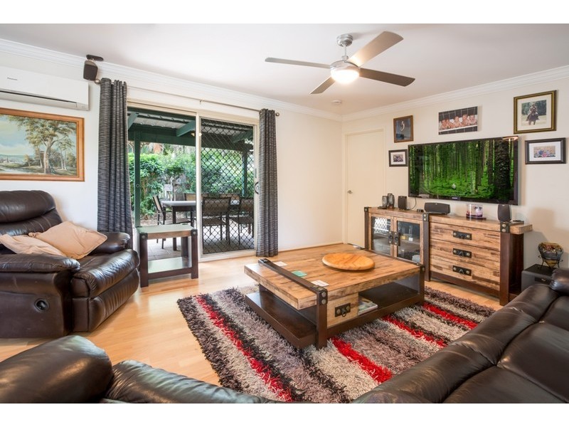 8 Lower Albert Street, Goodna QLD 4300