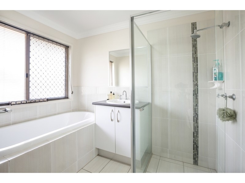 8 Lower Albert Street, Goodna QLD 4300