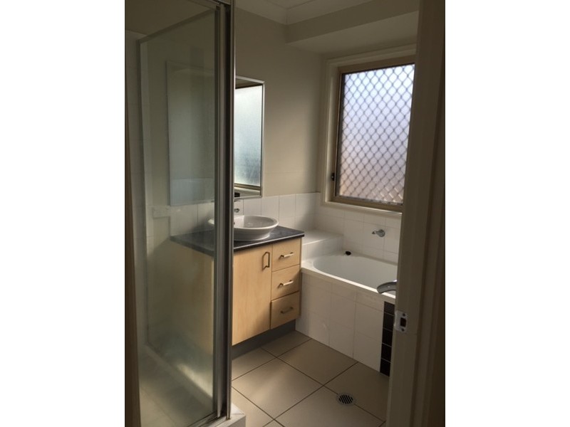 Hillcrest QLD 4118