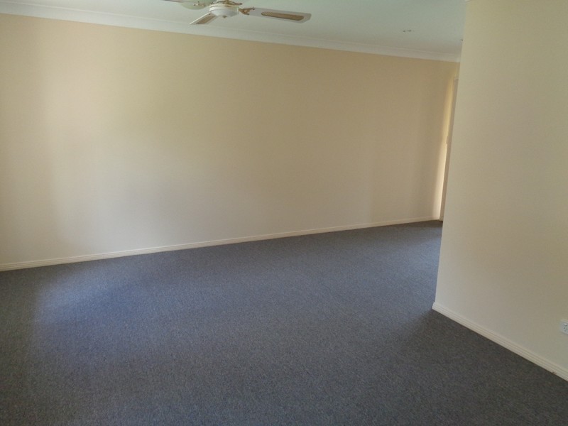 5 Ingles Drive, Redbank Plains QLD 4301