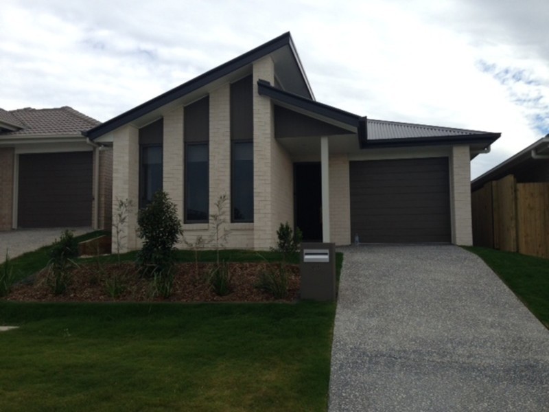 30 Carpenter Street, Yarrabilba QLD 4207