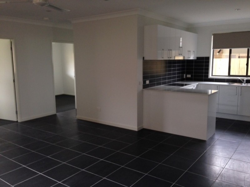 30 Carpenter Street, Yarrabilba QLD 4207