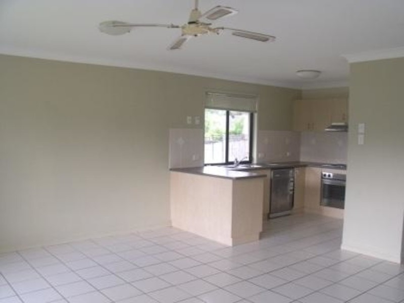 106 Glade Drive, Gaven QLD 4211