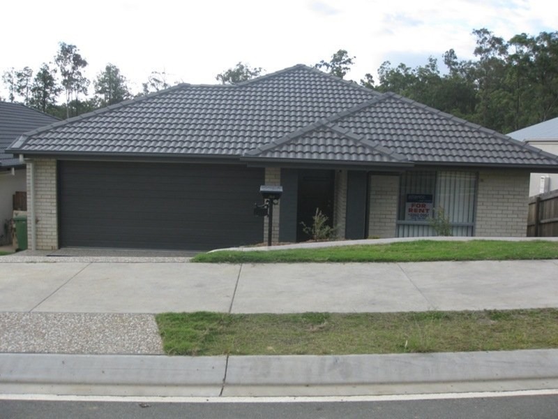 102 Lakes Entrance Drive, Springfield Lakes QLD 4300