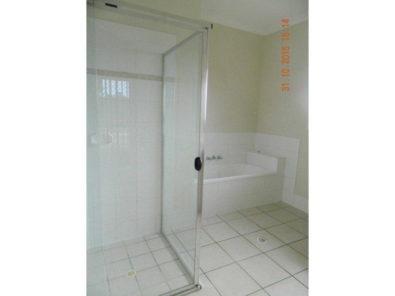 Edens Landing QLD 4207