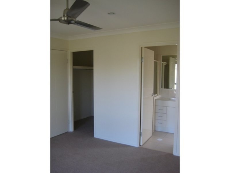 14 Pencarrow Street, Raceview QLD 4305