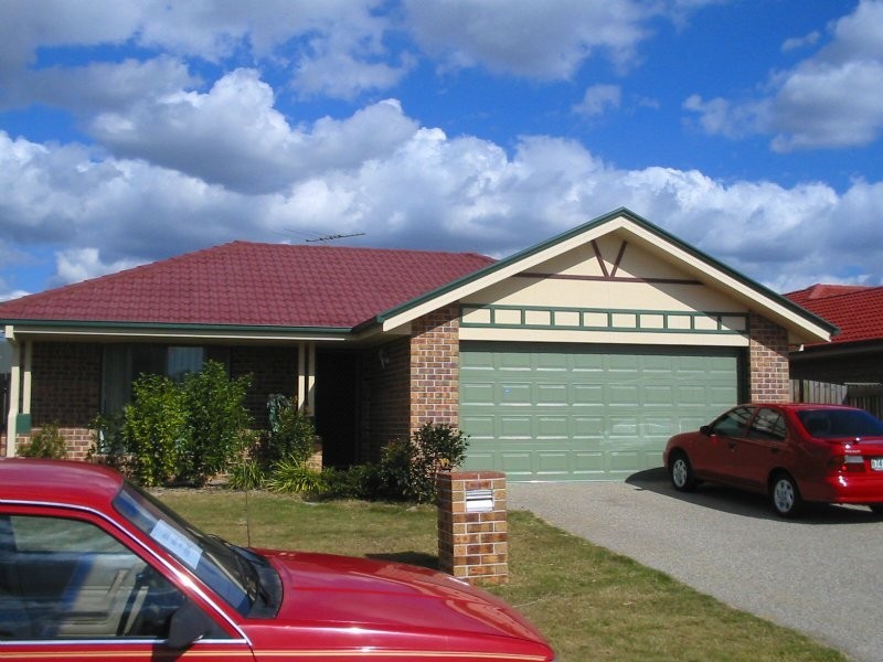 3 Boardwalk Street, Meadowbrook QLD 4131