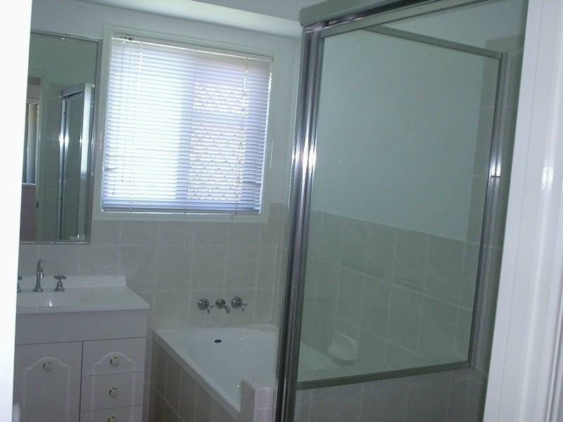 3 Boardwalk Street, Meadowbrook QLD 4131