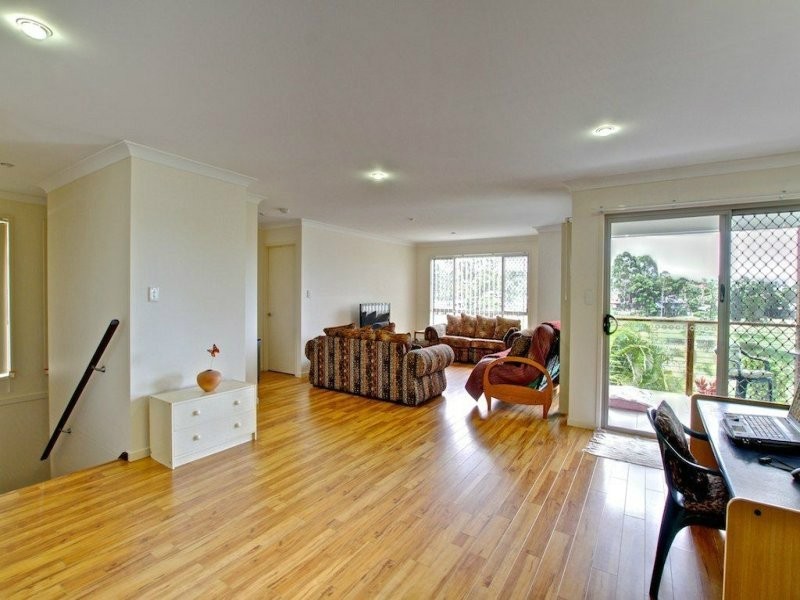 21 Cairngorm Street, Carrara QLD 4211