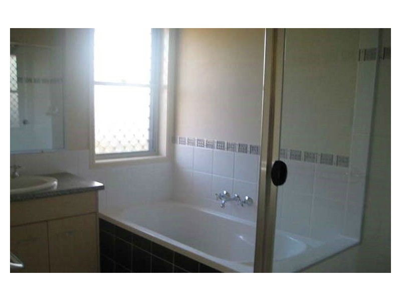 Collingwood Park QLD 4301