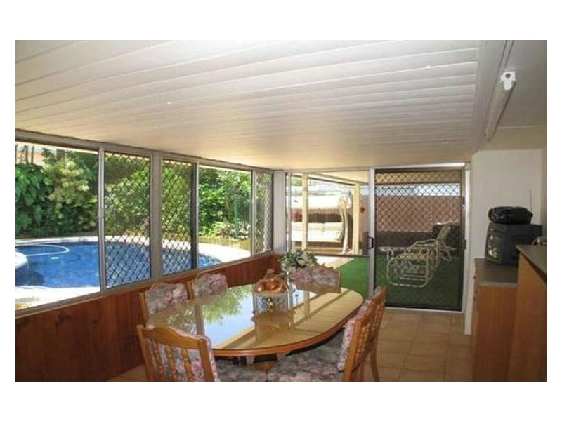 Broadbeach Waters QLD 4218