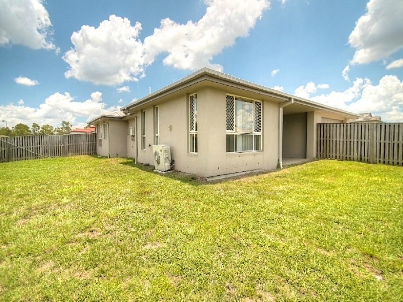 7 Ronayne Circuit, One Mile QLD 4305