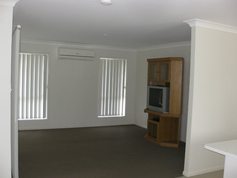 Adare QLD 4343