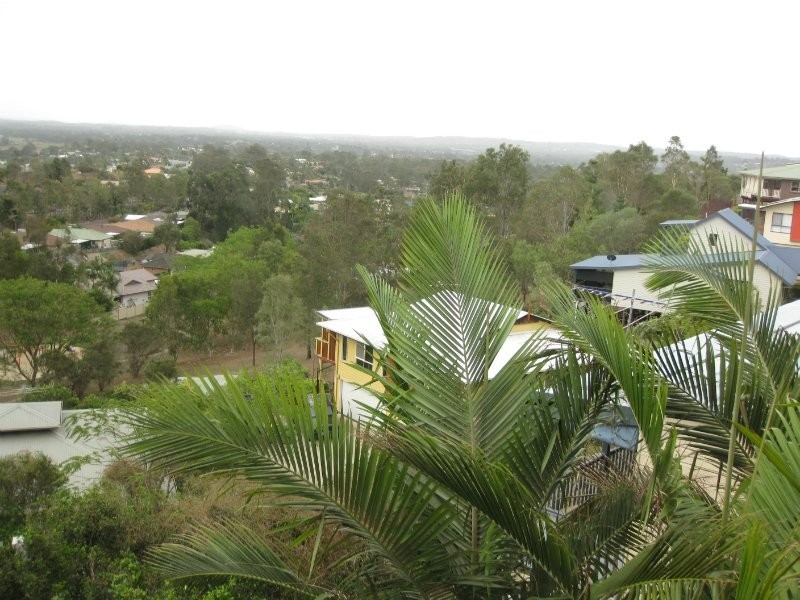 Edens Landing QLD 4207