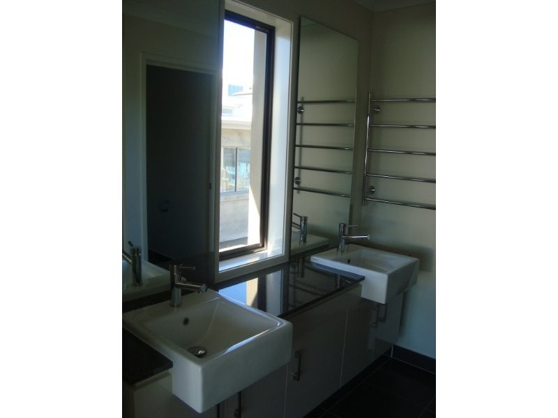 Springfield Lakes QLD 4300