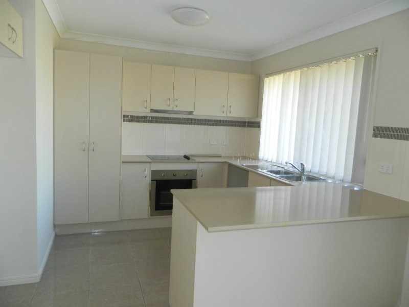 Flinders View QLD 4305