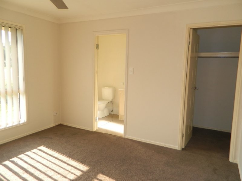 Flinders View QLD 4305