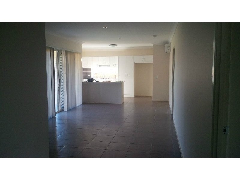 Crestmead QLD 4132