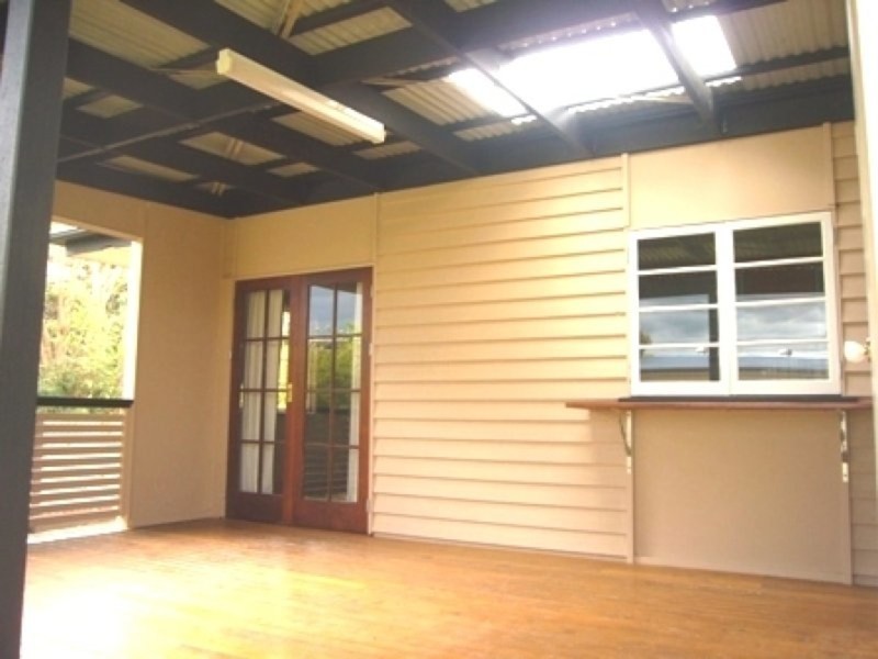 5 Conners Street, Petrie QLD 4502